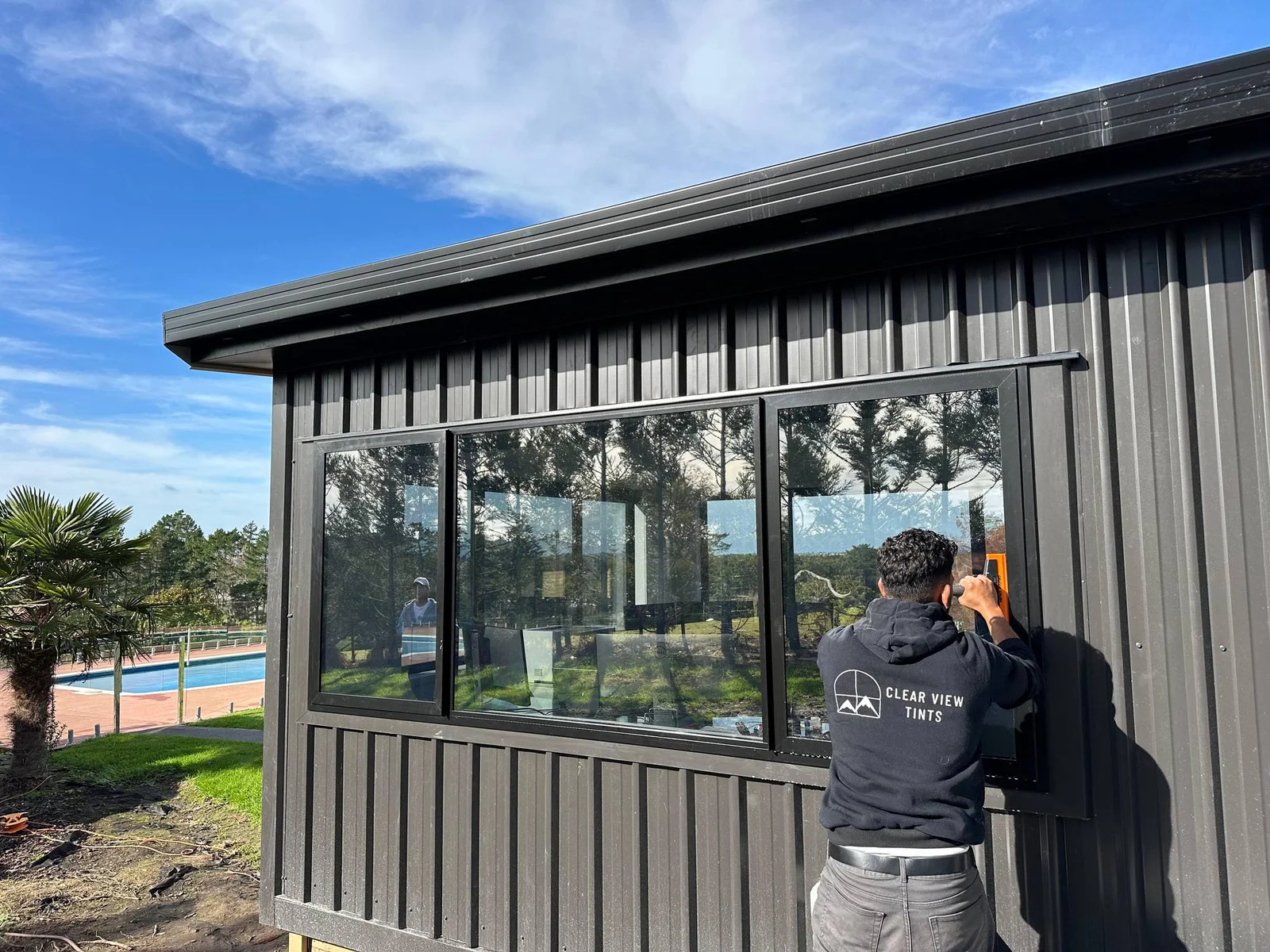 clear view provide top notch window frosting in auckland