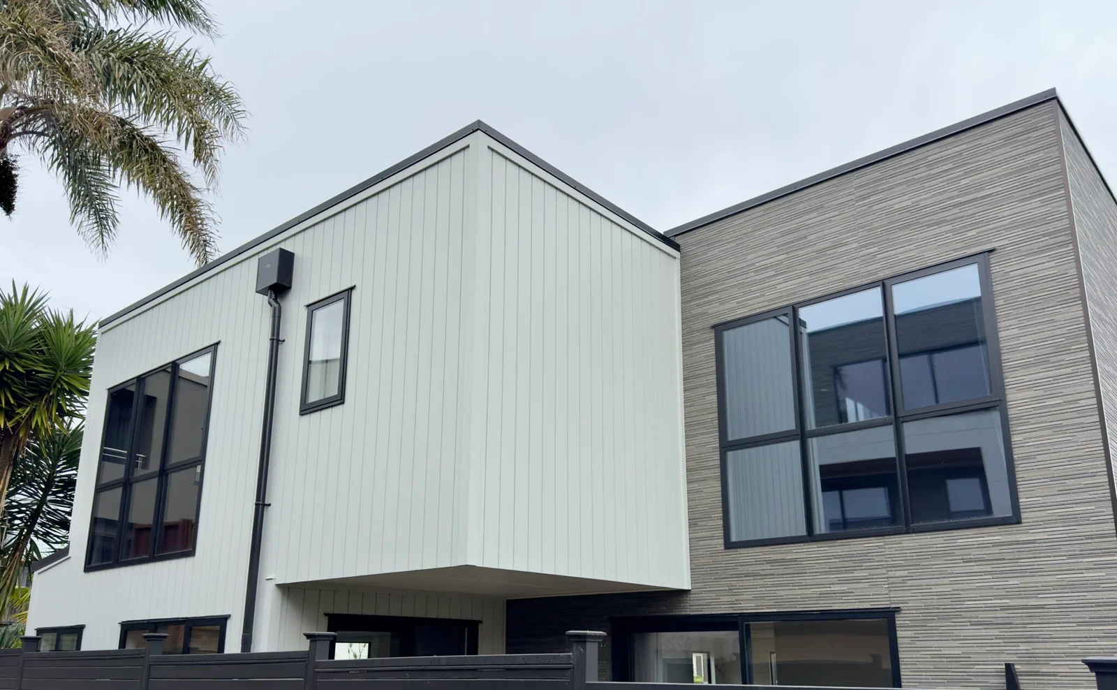 window tint removal services provided by clear view tints