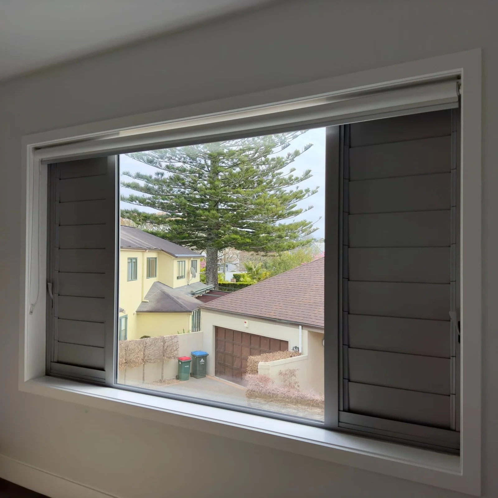 Window tinting helping improve privacy while maintaining natural light in Auckland homes