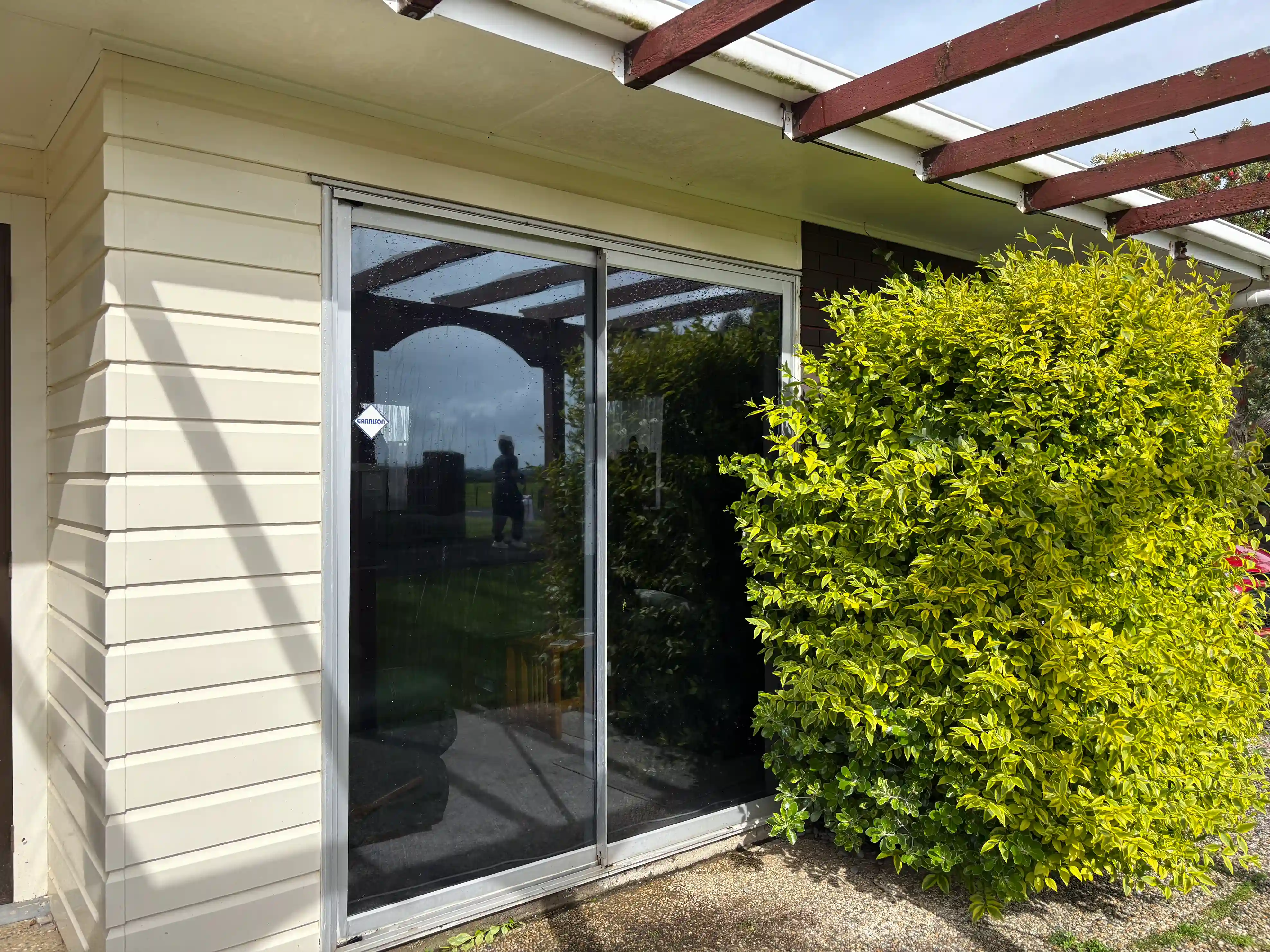 house window tinting Half Moon Bay home installation